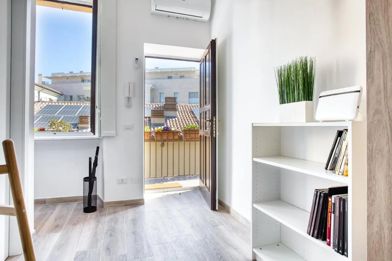 Apartmán Joivy Bright Flat Near Sforzesco Castle Milán